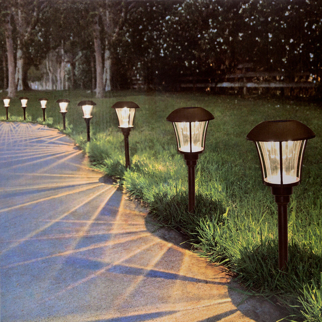 How Far Apart Do You Space Pathway Lights?