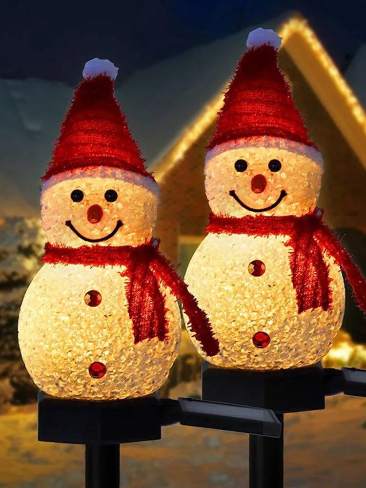 2 outdoor snowman LEDs with snow decoration